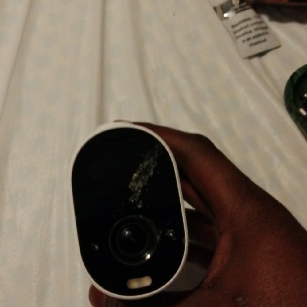 Arlo camera - Picture 2 of 2